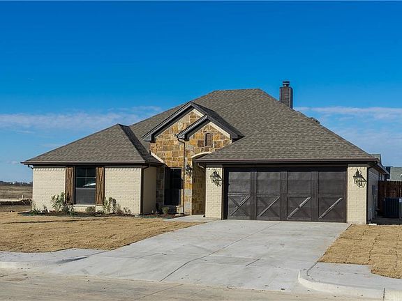 3rd image of 220 McKittrick Ln