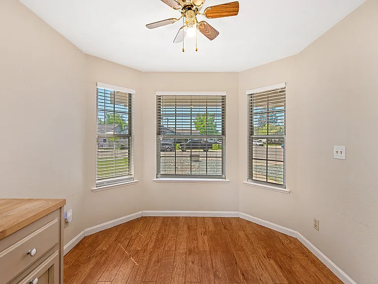 7337 Little Acorn Way — Photo 22