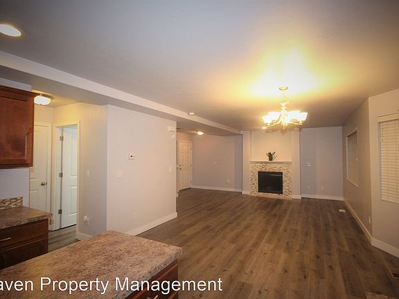 3rd image of 20918 1st Ave S