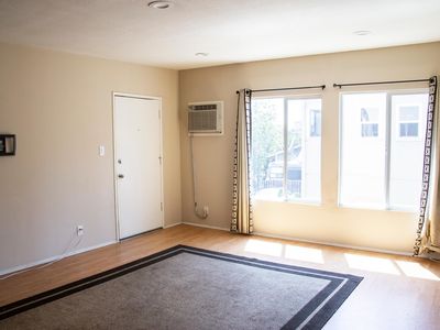 5462 Barton Ave, Los Angeles, CA, 90038