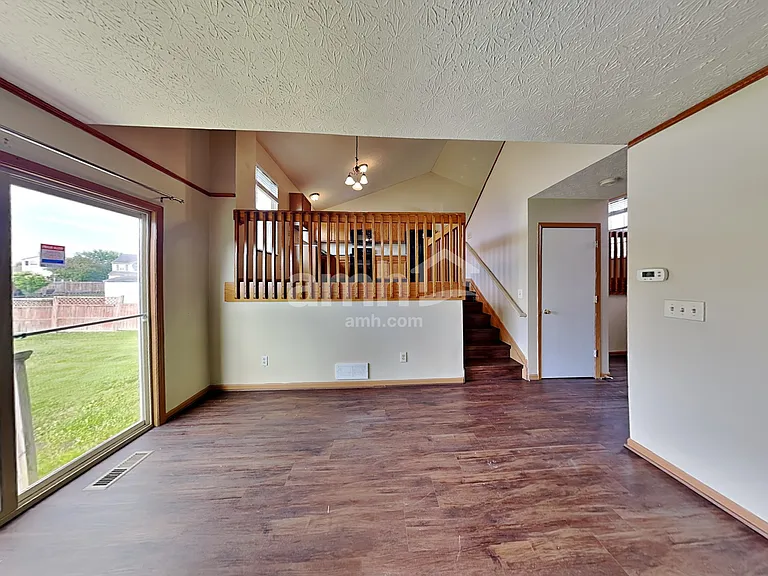 5448 Longworth Dr — Photo 10