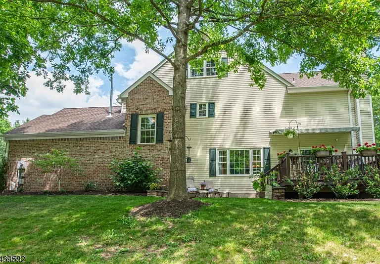 31 Cooper Ln — Photo 32