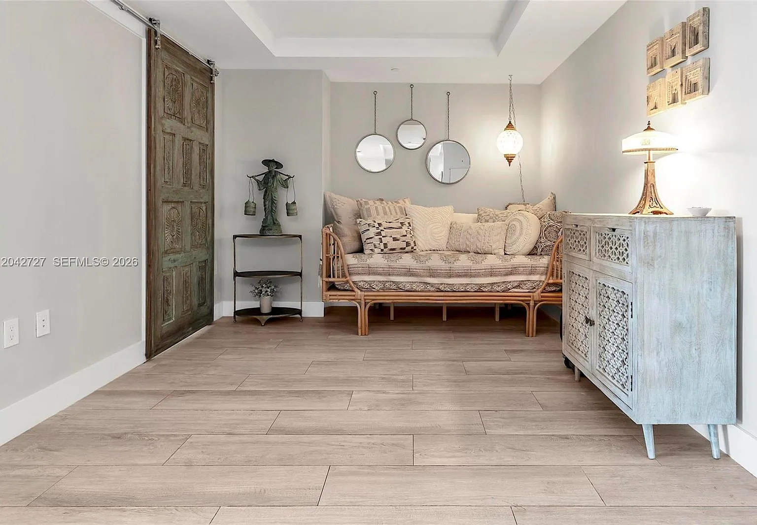 3401 Midtown Condo — Photo 4