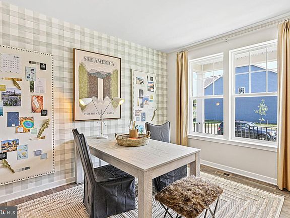 3rd image of 1231 Red Clover Briars Lot 197