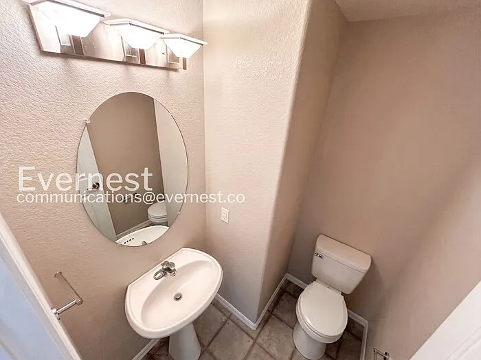 11221 Salentino Ave — Photo 14