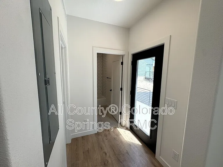 2512 1/2 W Bijou St — Photo 6