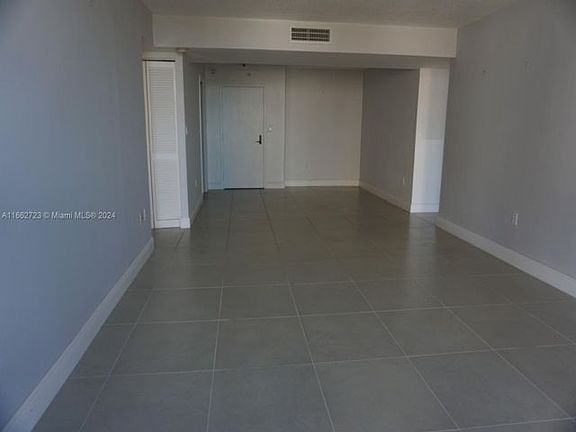 2nd image of 600 Biltmore Way APT 917