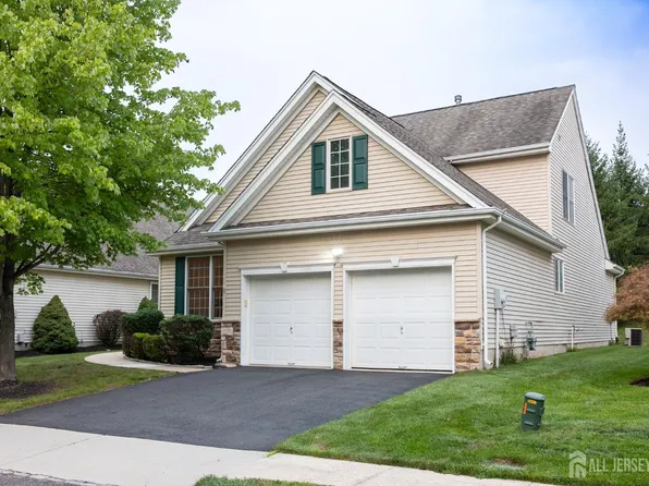 19 Bayard Rd, Somerset, NJ 08873