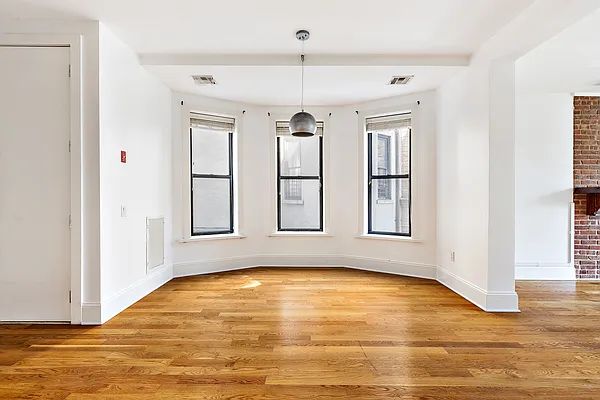 Rented by Compass | media 3