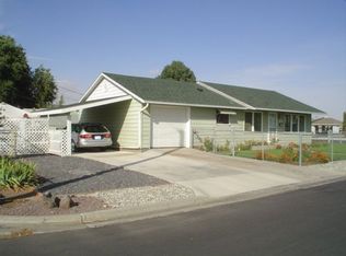 813 2nd Ave SE, Ephrata, WA 98823