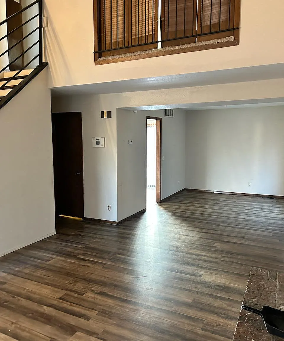 3 bed, 1974 sqft, $1,650 — Photo 4