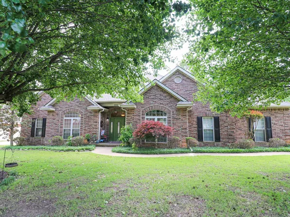 1001 Ebbert Dr, Jonesboro, AR 72404