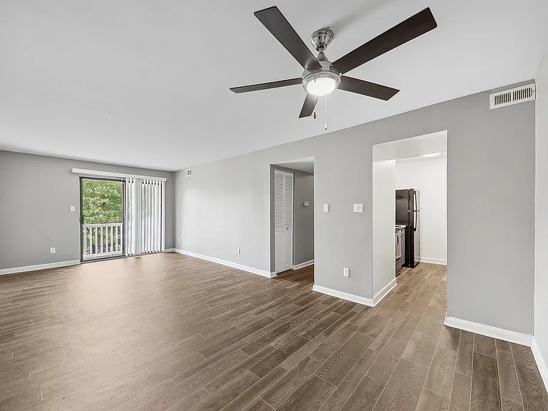 The Avalon Apartment Homes — Photo 8