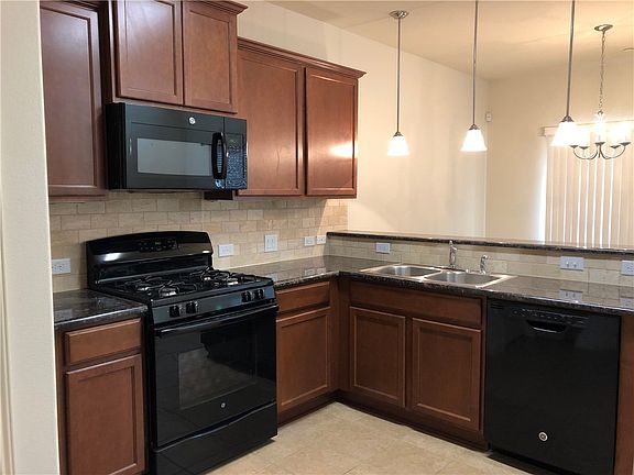 4th image of 1620 Bryant Dr Unit 3002