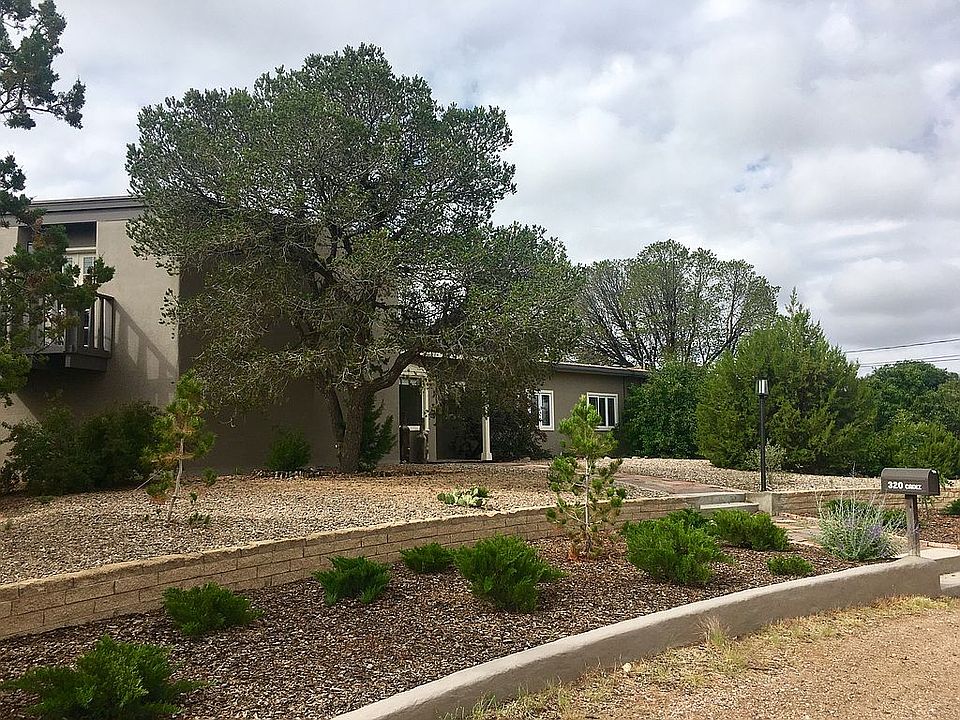 2nd image of 320 Cadiz Rd