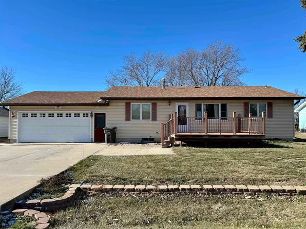 9106 McClellan Ave, Roseland, NE 68973