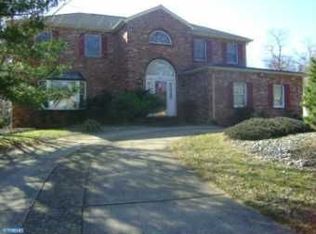 826 Hulmeville Rd, Langhorne, PA 19047