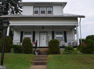 822 N Railroad St, Palmyra, PA 17078