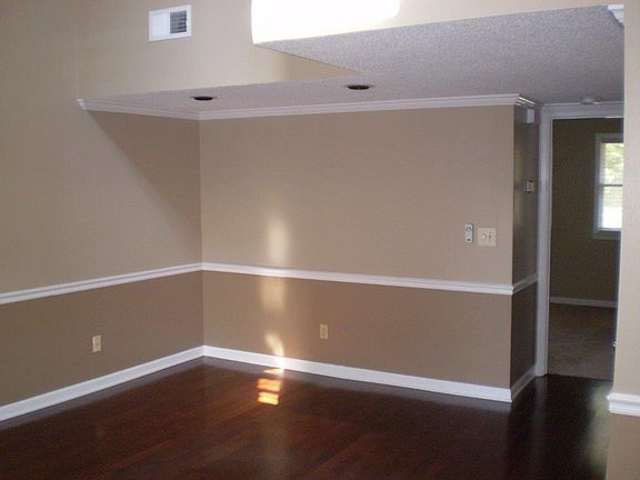 2nd image of 510 E Gillespie St #28