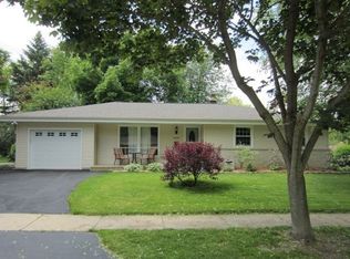 5234 Roberts Dr, Greendale, WI 53129