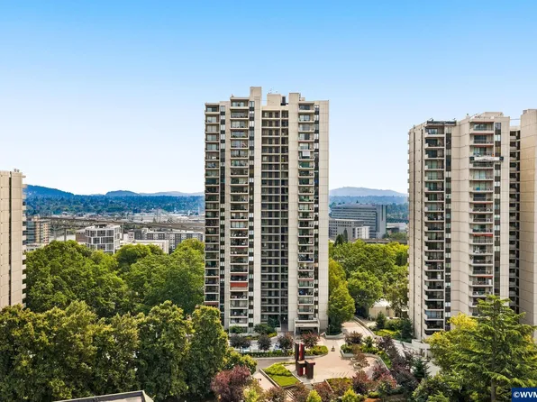 2221 SW 1st Ave APT 2424, Portland, OR 97201