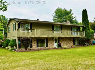 12263 Coldwater Rd, Flushing, MI 48433