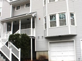 38 Woodhill Rd #38, Milford, CT 06461