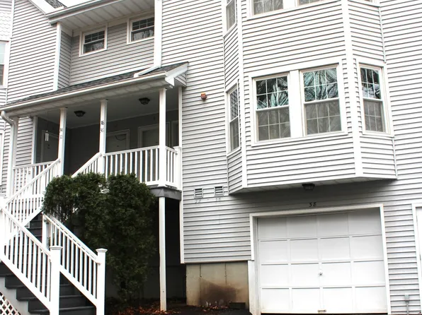 38 Woodhill Road #38, Milford, CT 06461