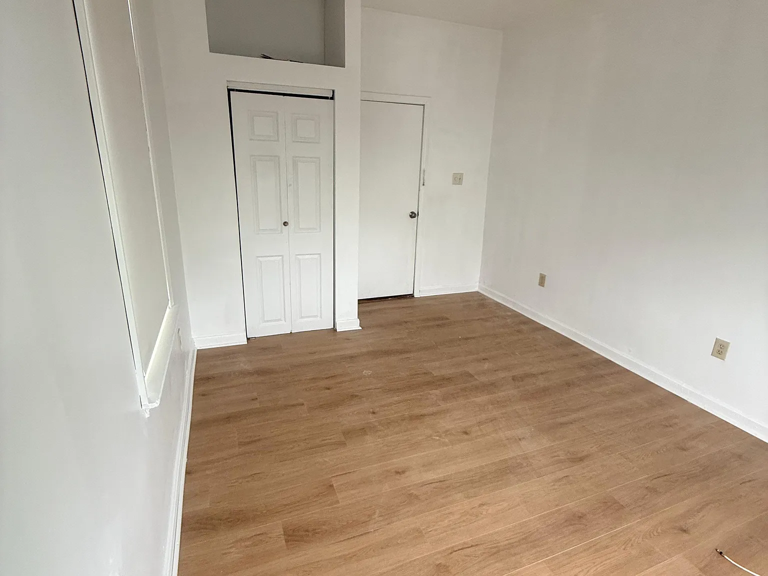 5 bed, $1,300 — Photo 3
