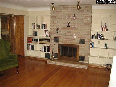 5th image of 422 Concord Ave