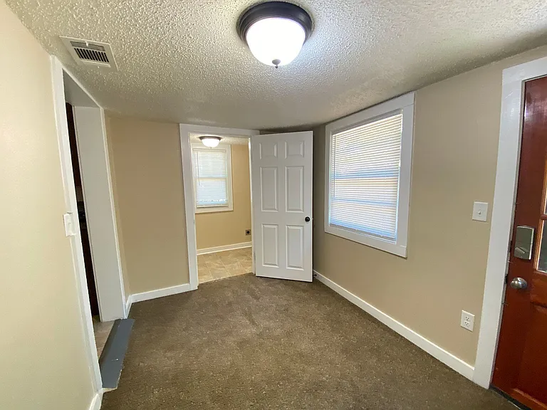 3604 Sycamore St — Photo 16