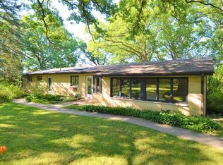 15744 132nd St, Lemont, IL 60439