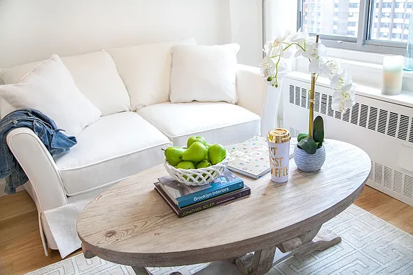 Rented by Pinnacle City Living | media 47