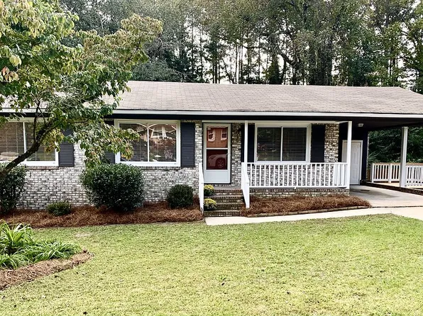 123 Woodland Dr, Lexington, SC 29072