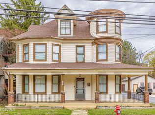 801 Center St, Coal Township, PA