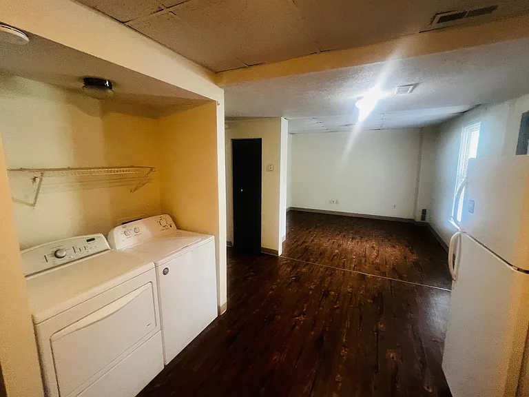 409 Forest Ave — Photo 6