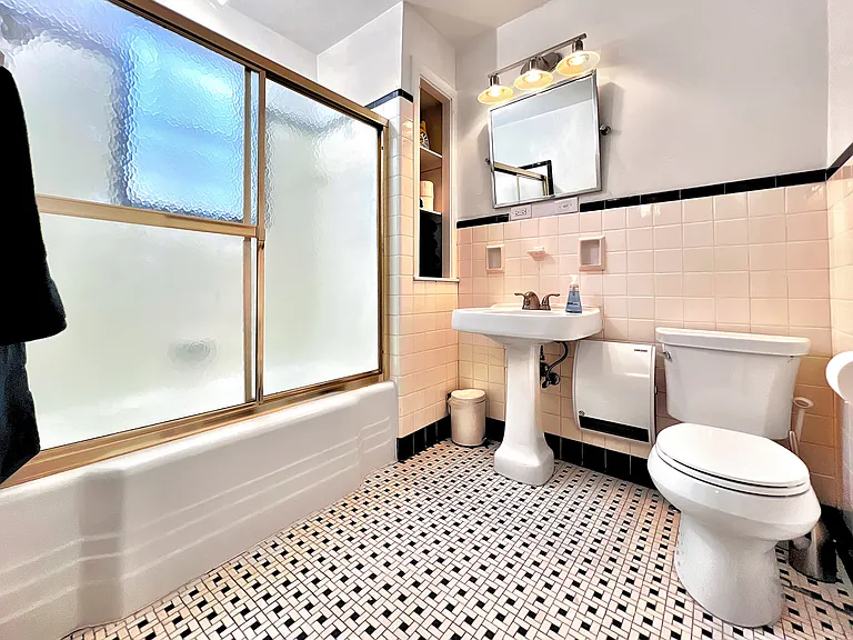 724 Maryland Ave — Photo 27