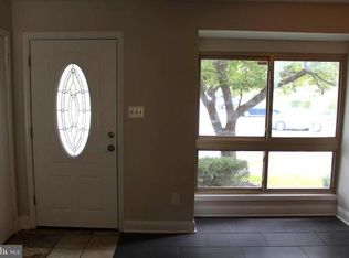 1295 Springtide Pl, Herndon, VA 20170