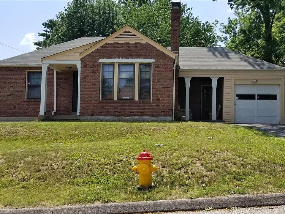 1st image of 2448 Petrova Ave