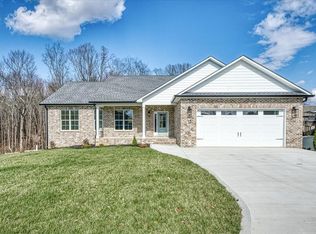 13 Cabot Ln, Cookeville, TN 38501
