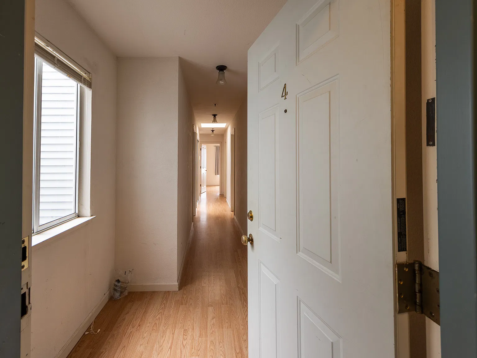 2 bed, 800 sqft, $3,780 — Photo 3