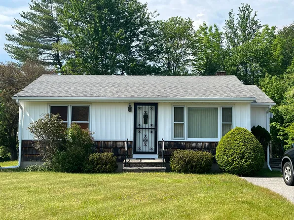 44 King Road, Lisbon, ME 04250