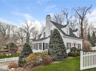 33 Brookside Rd, Darien, CT 06820