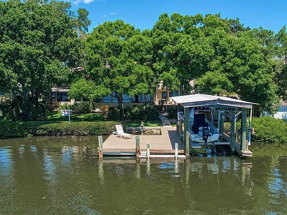 4th image of 920 Bayshore Dr