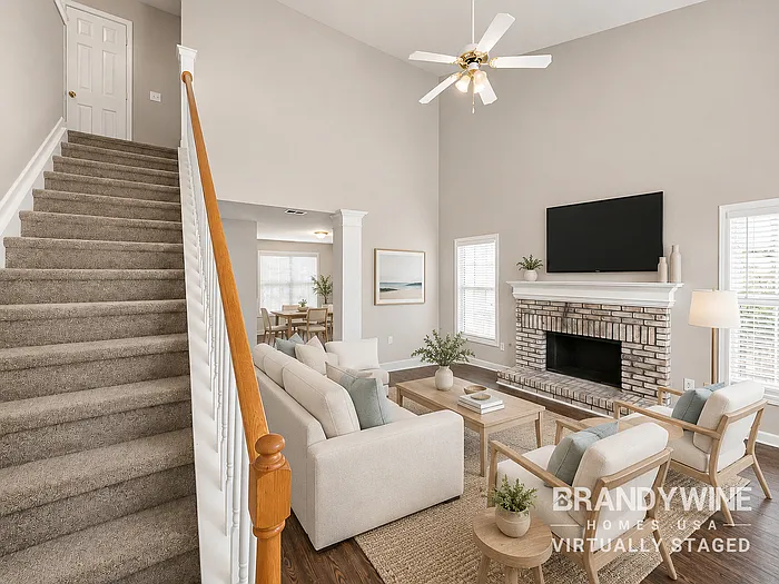 3 bed, 2.0 bath, 1755 sqft, $2,050 — Photo 3
