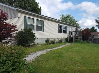 456 Pickford Rd, Kimball, MI 48074