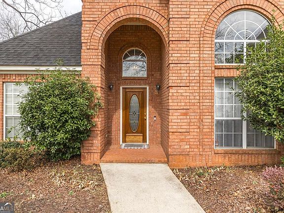 3rd image of 116 Tivoli Park Rd