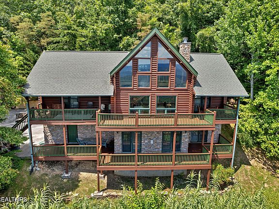 2nd image of 507 Clinch View Rd