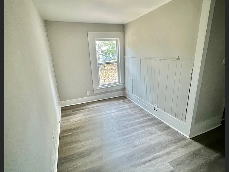 3732 4th St W — Photo 6