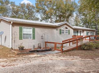 3320 Cardinal Pl, Chipley, FL 32428